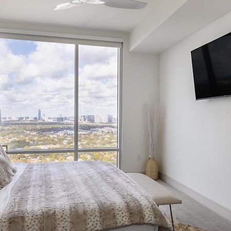 Medcenter Vacation Glasspad Skyline Views, 1 Free Prking Spot, Sleeps 4, Ask For Rental Car Option Х'юстон Екстер'єр фото